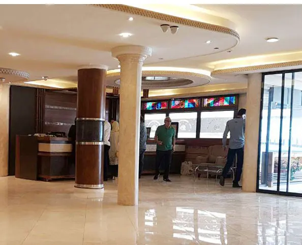 سفر از سبد خانواده‌ها حذف شد؛ هتل‌ها خالی ماندند/ سقوط اشغال هتل‌های فارس به ۳۰ تا ۳۵ درصد/ سفر به خارج از کشور ارزان‌تر از سفر داخلی