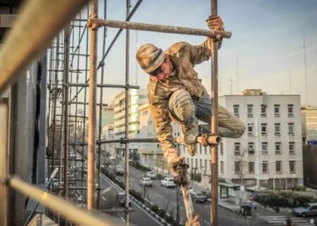 عوارض صدور پروانه ساختمانی برای پوشش بیمه کارگران ساختمانی تعیین شد