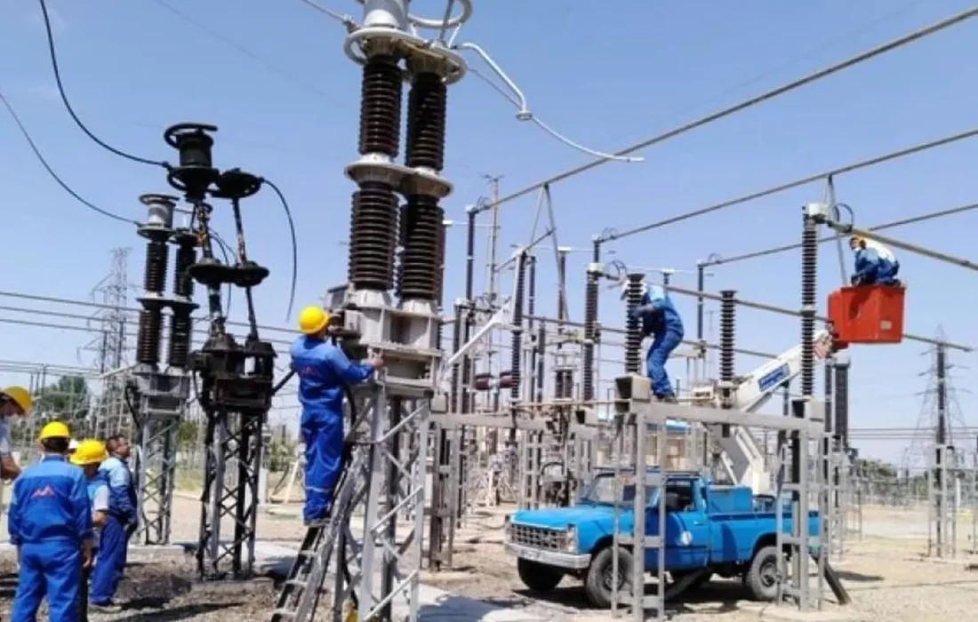 درخواست کارگران پیمانی نیروی برق از وزیر نیرو: شرکت‌های پیمانکاری را حذف کنید