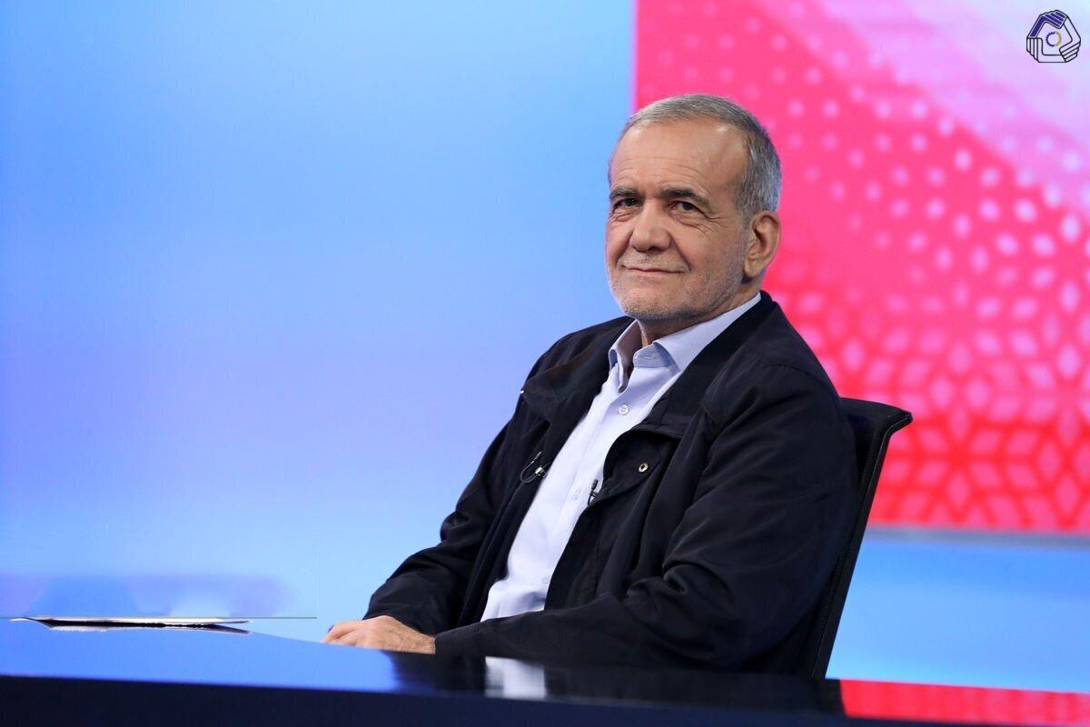 پزشکیان: به شرافتم سوگند می‌خورم در این راه تنهایتان نخواهم گذاشت، تنهایم نگذارید