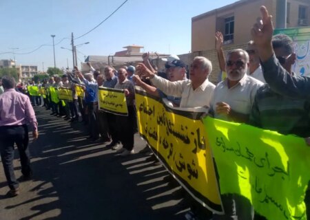 تجمع کارگران بازنشسته در شوش و کرمانشاه