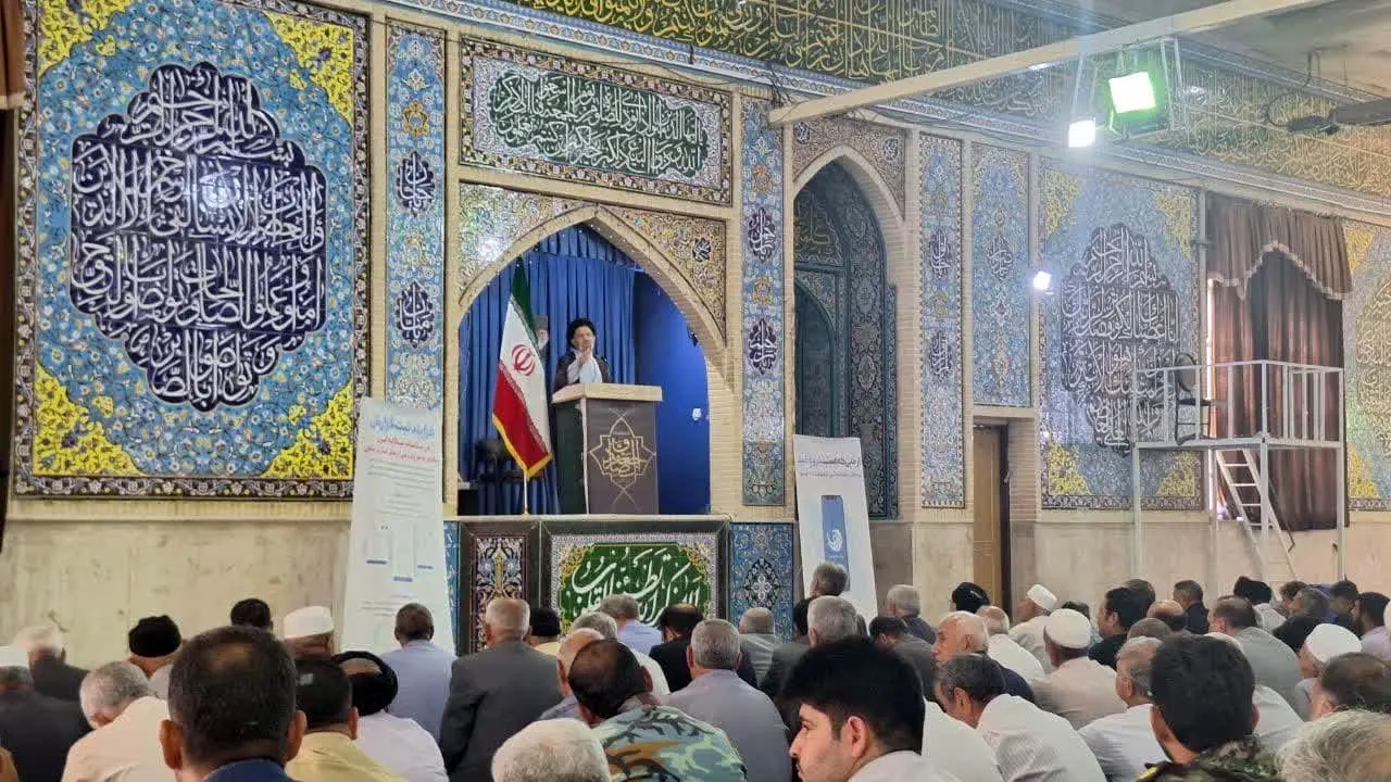 آنچه امروز کارگران نیاز دارند، امنیت شغلی و معیشتی در شأن کرامت انسانی آنان است