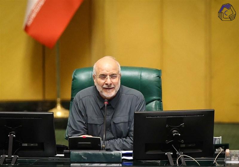 کلید کاهش تراکم پایتخت در توسعه اقتصادی سمنان است