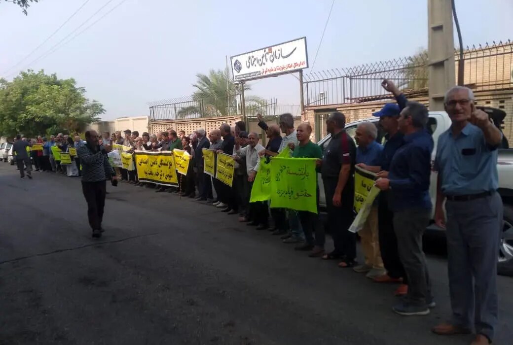 تجمع بازنشستگان کارگری در شهرهای مختلف/ بازنشستگان در خرج زندگی مانده‌اند
